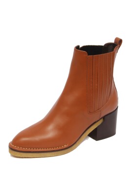 leather-ankle-boot-with-elastic-detail