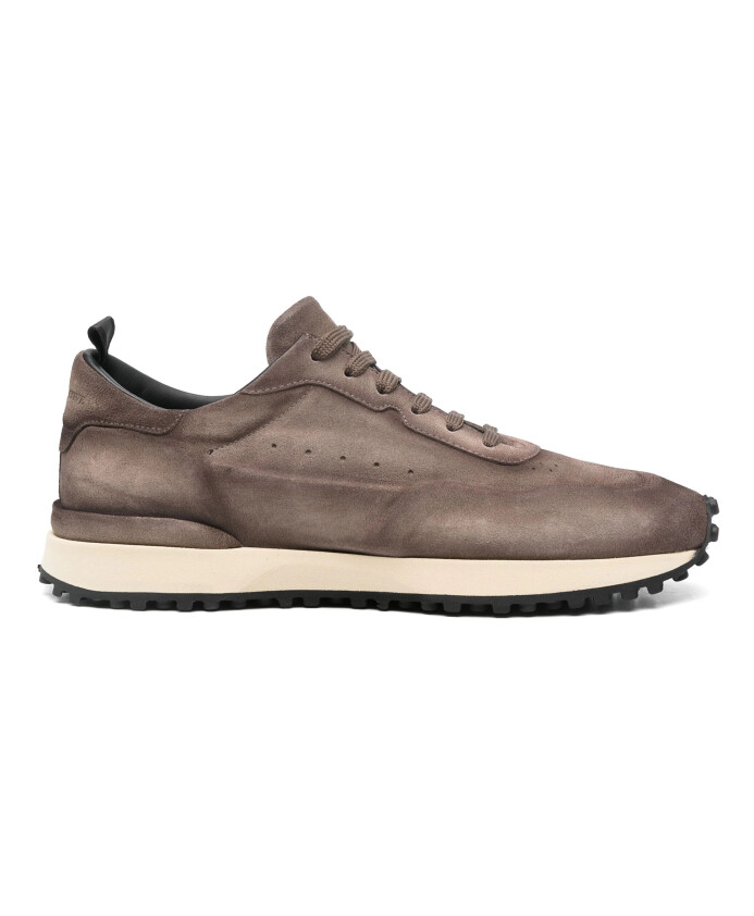 sneakers-en-daim-avec-doublure-en-cuir