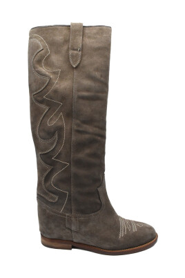 stylish-boots-for-every-occasion