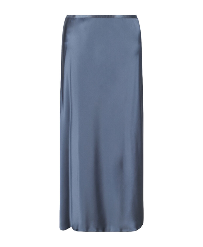jupe-bleue-avion-pure
