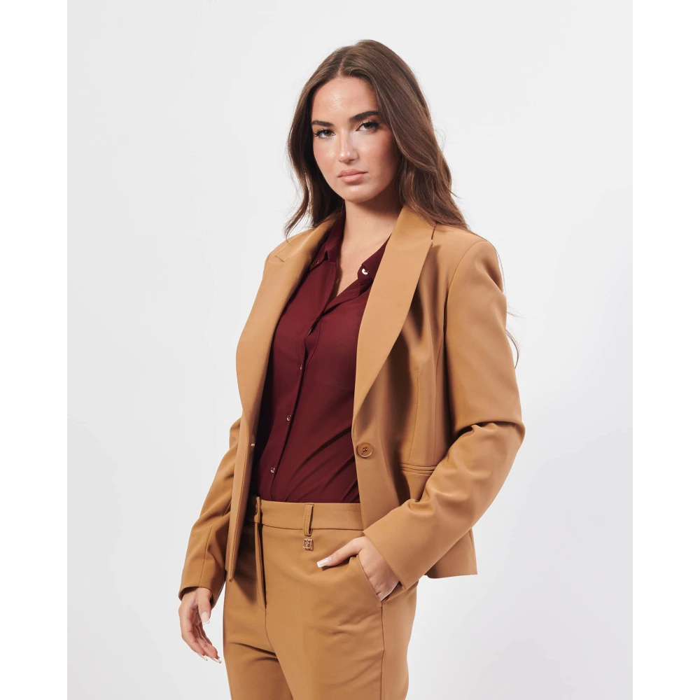 Fracomina Korte Cameljas met Revers Brown Dames