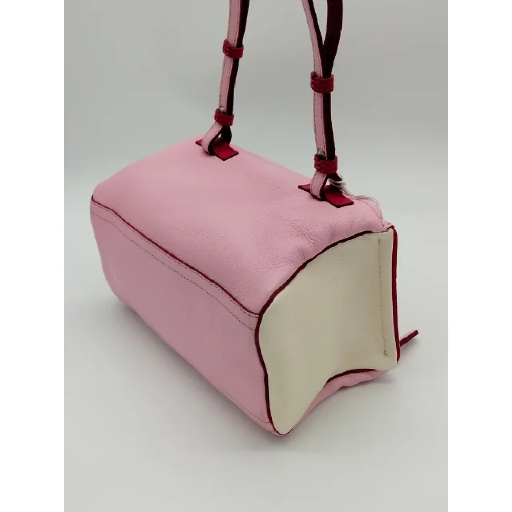 Givenchy Pre-owned Leather shoulder-bags Pink Dames