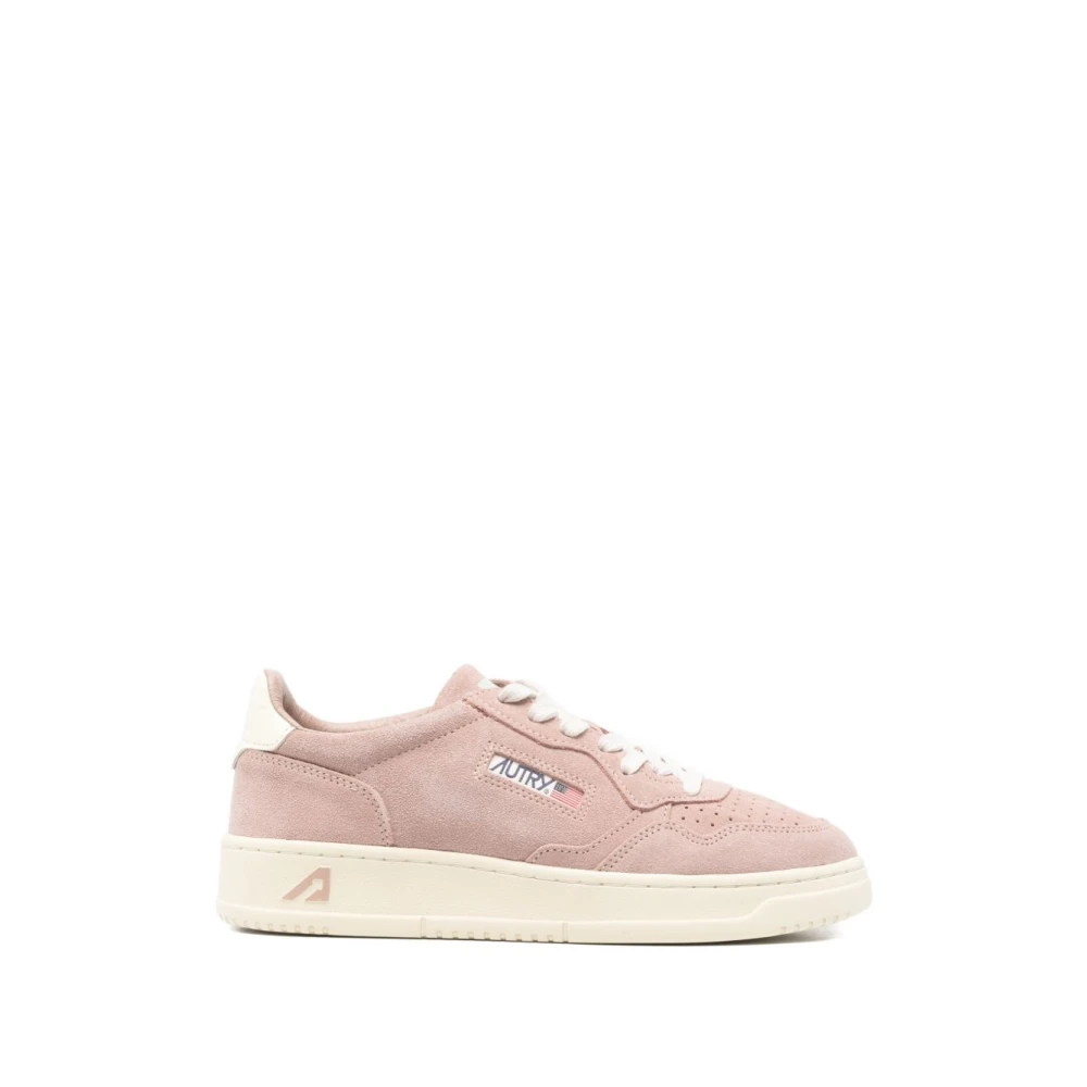 Autry Women's Pink Medalist Low Sneakers