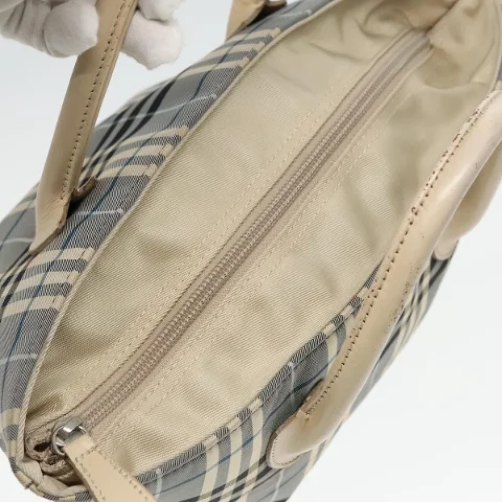 Burberry Vintage Pre-owned Nylon handbags Blue Dames