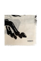 echarpe-a-bords-effiloches-avec-motif-ekd