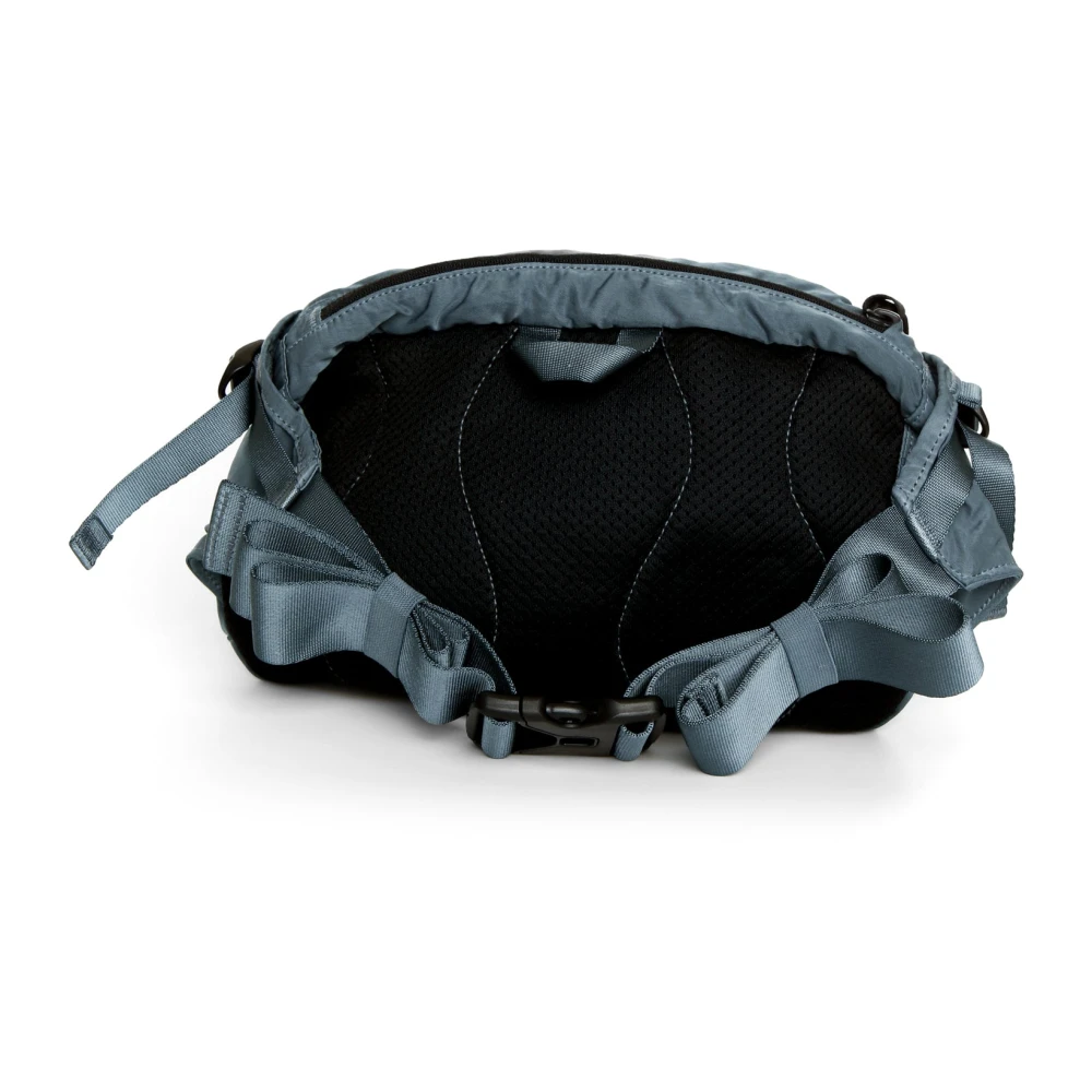 C.P. Company Nylon Crossbody Tas met Anti-Drop Behandeling Blue Heren