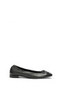 ballerines-minimalistes-avec-decoratif