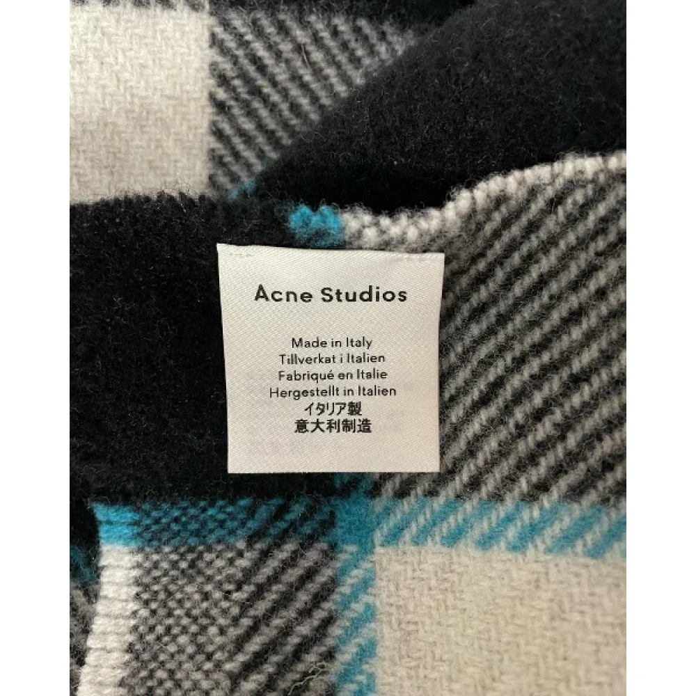 Acne Studios Pre-owned Wool scarves Multicolor Dames