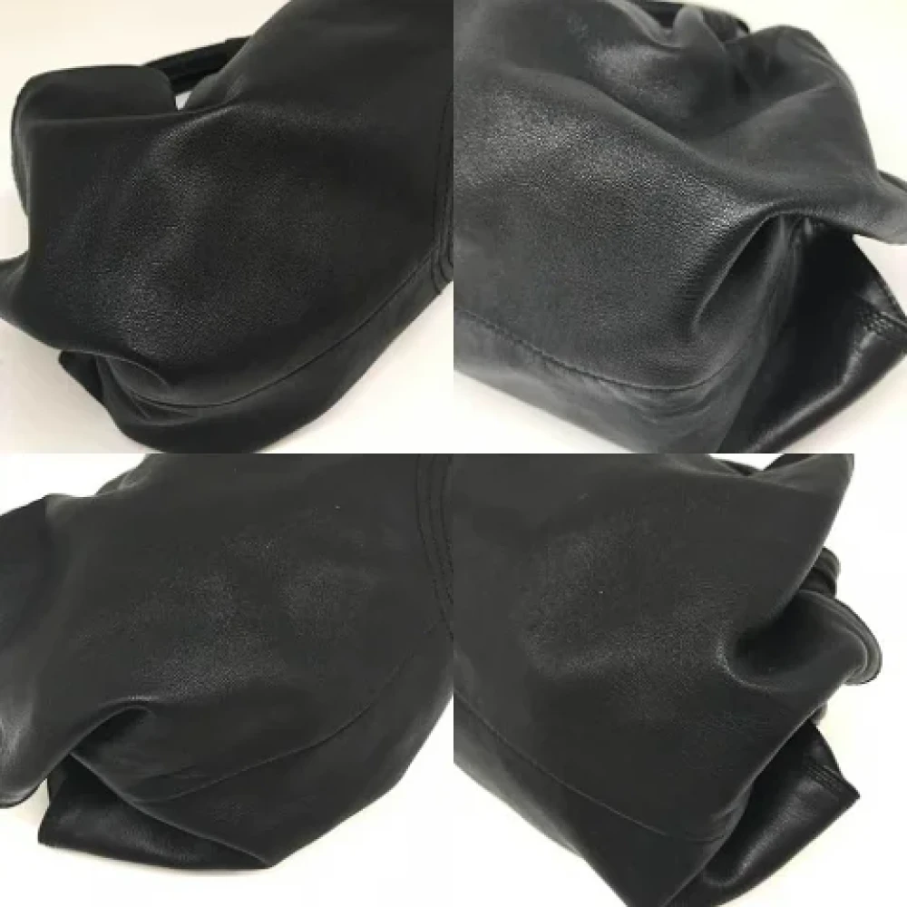 Loewe Pre-owned Leather handbags Black Dames