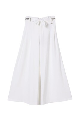 black-chain-belt-wide-leg-pants