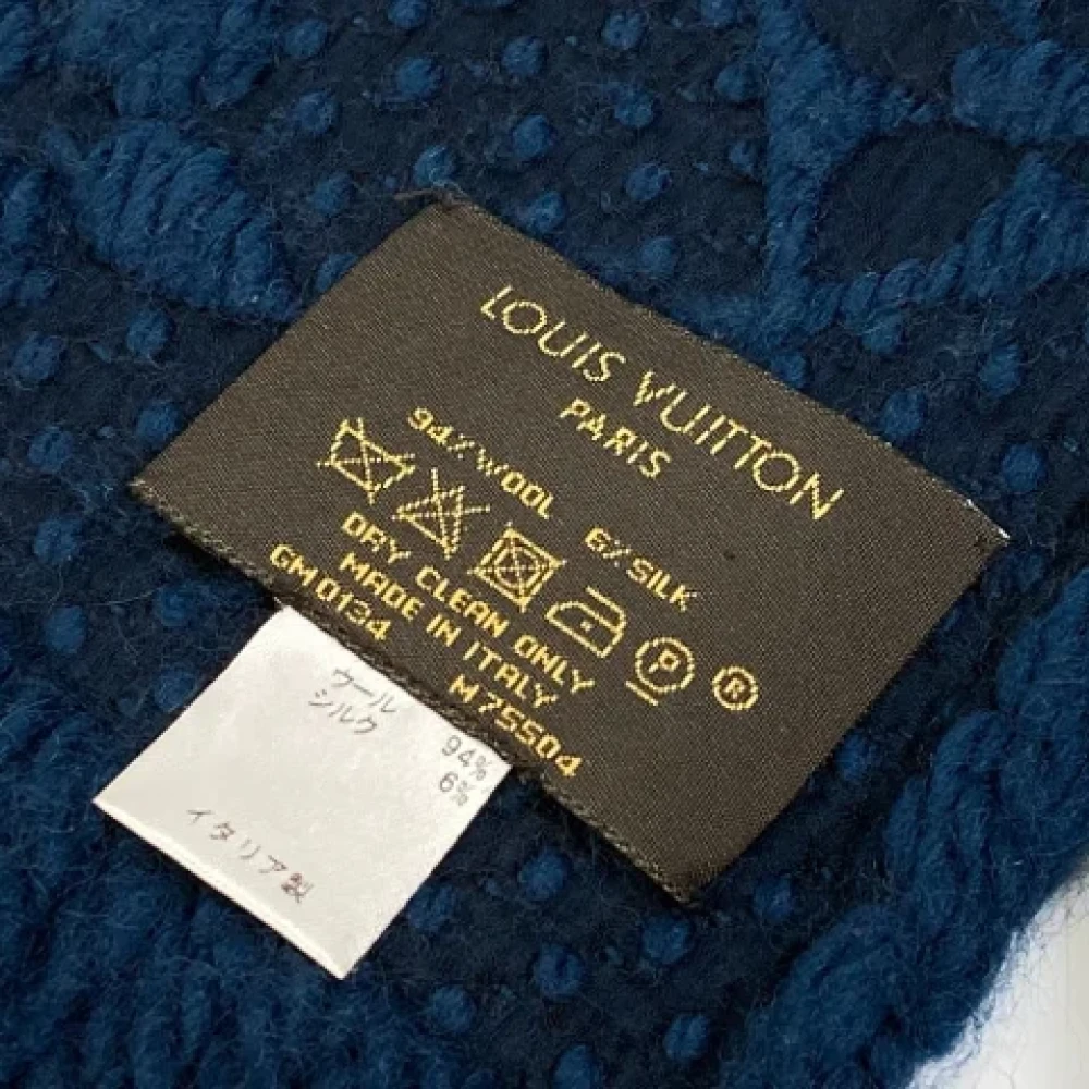Louis Vuitton Vintage Pre-owned Silk scarves Blue Dames