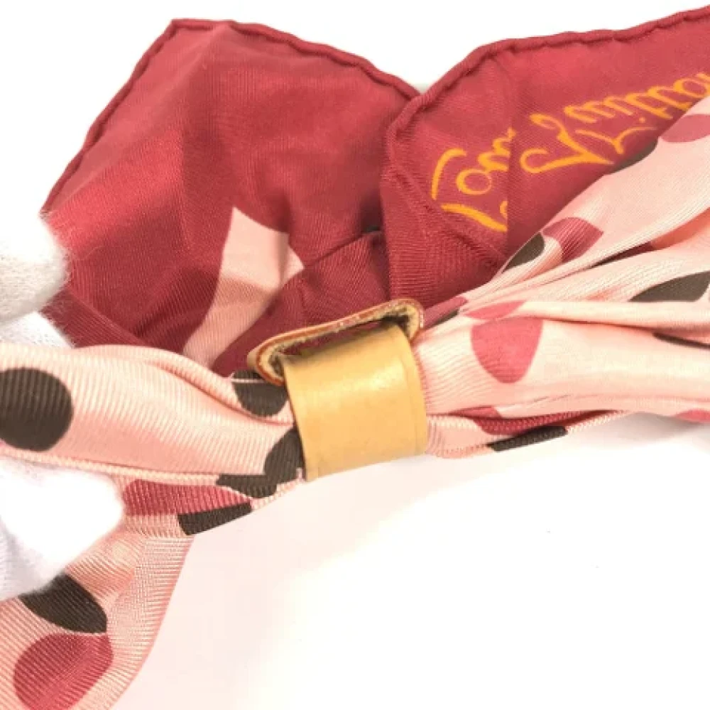Louis Vuitton Vintage Pre-owned Silk scarves Pink Dames