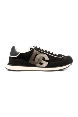 black-lace-up-sneaker-with-logo-patch