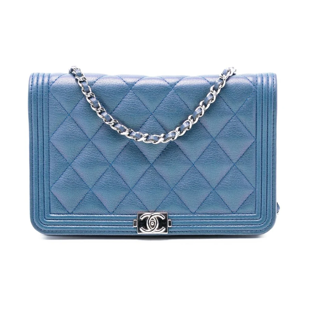 Chanel Vintage Women's Blue Pre-Owned Vintage Quilted Chain Shoulder Bag