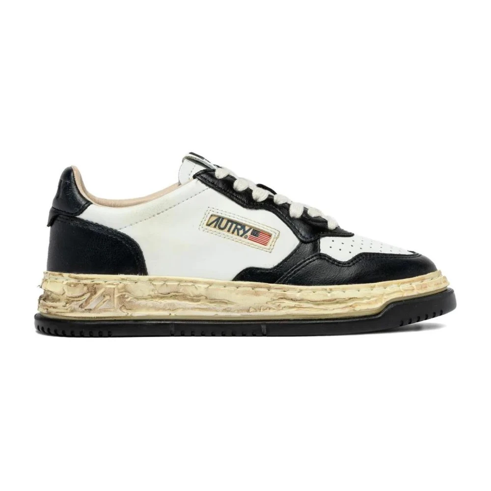 Autry Low-Top Distressed Leather Sneakers Dames Schoenen Veelkleurig Multicolor