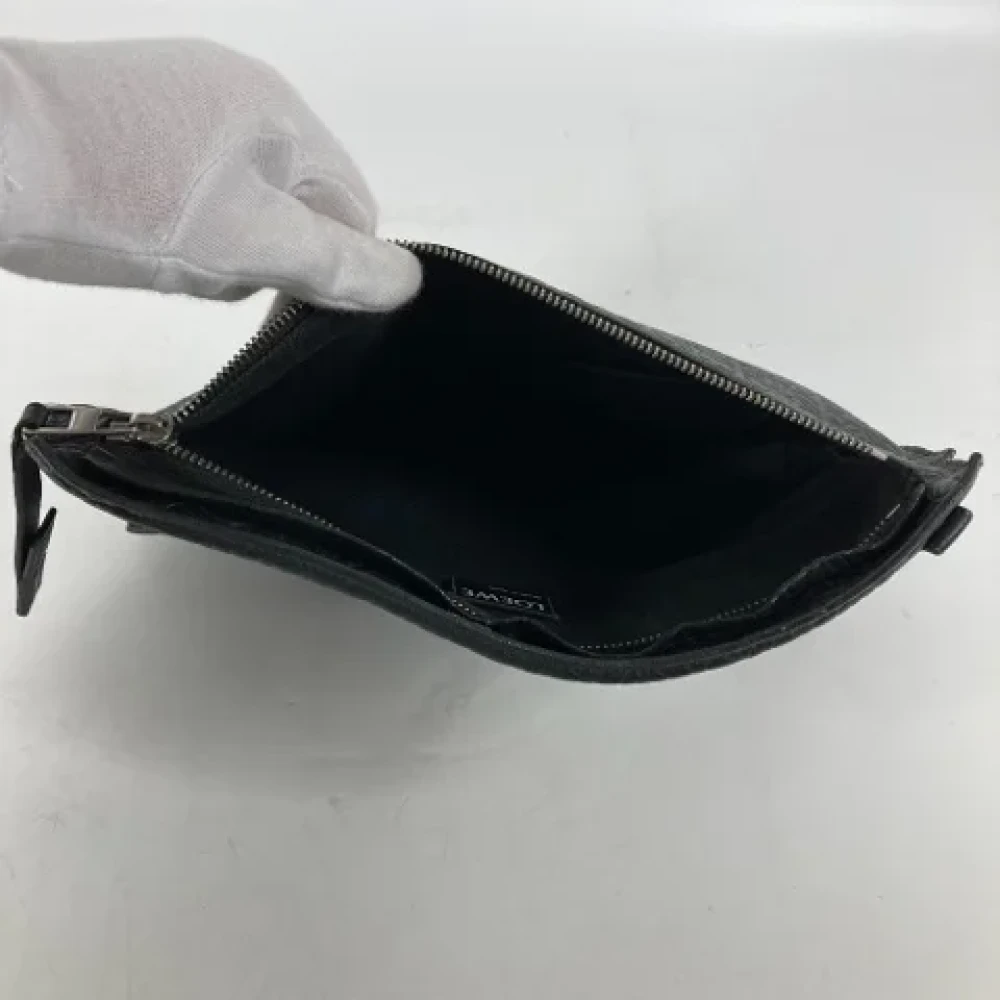 Loewe Pre-owned Leather clutches Black Heren