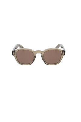 stylish-sunglasses-for-fashionable-looks