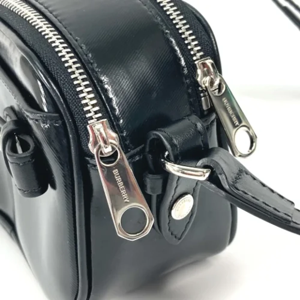 Burberry Vintage Pre-owned Leather shoulder-bags Black Heren