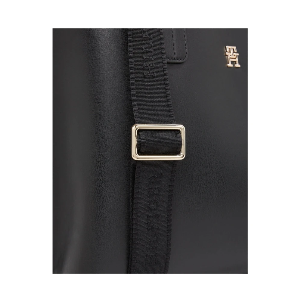 Tommy Hilfiger Zwarte Satchel Handtas voor Vrouwen Black Dames