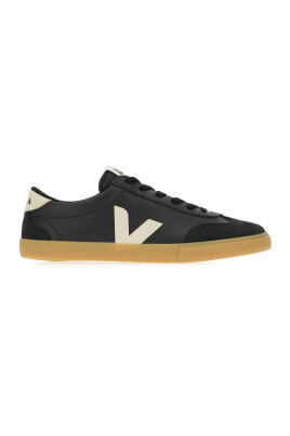 sneakers-elegantes-pour-hommes-et-femmes