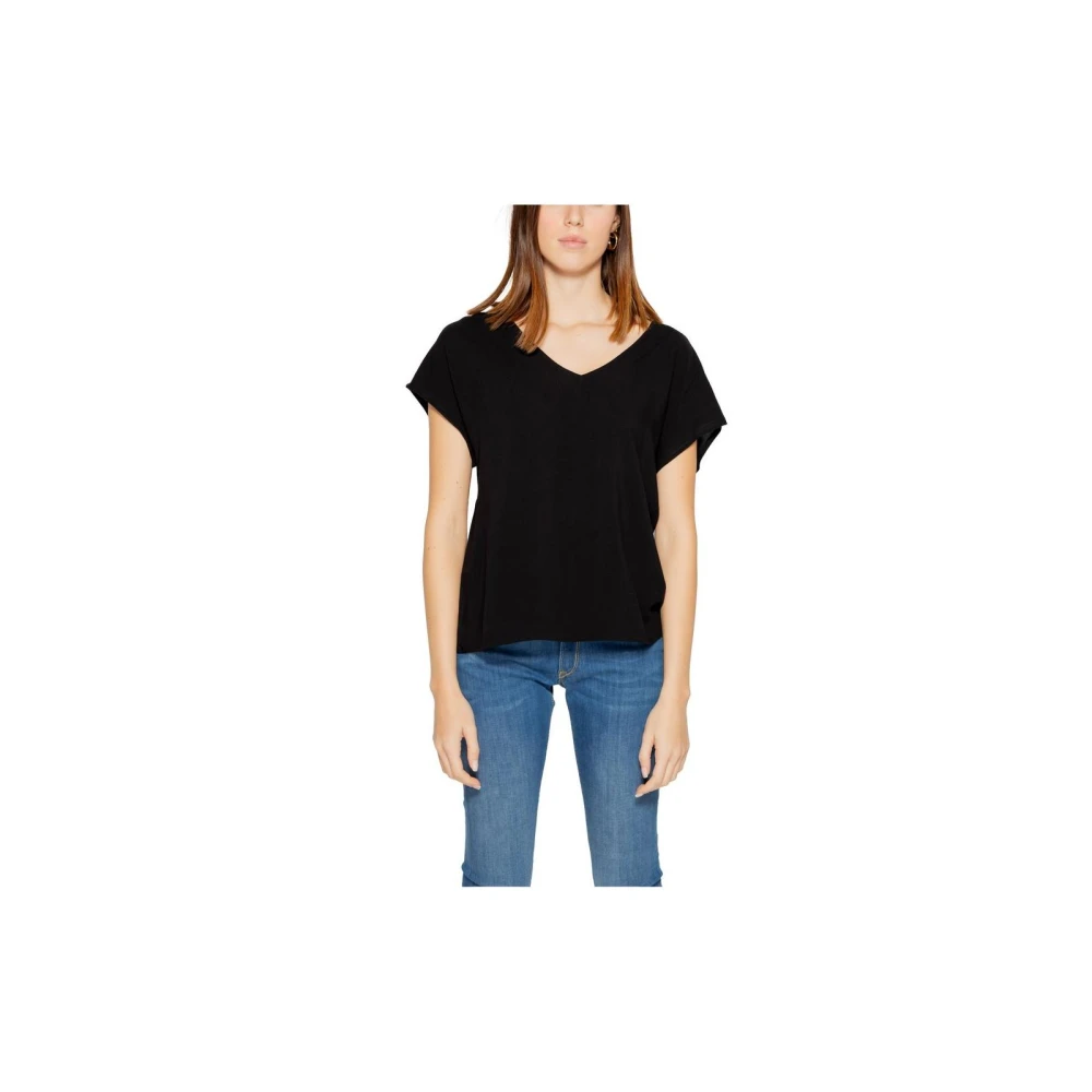 Jacqueline de Yong Zwarte Viscose V-hals T-shirt Black Dames