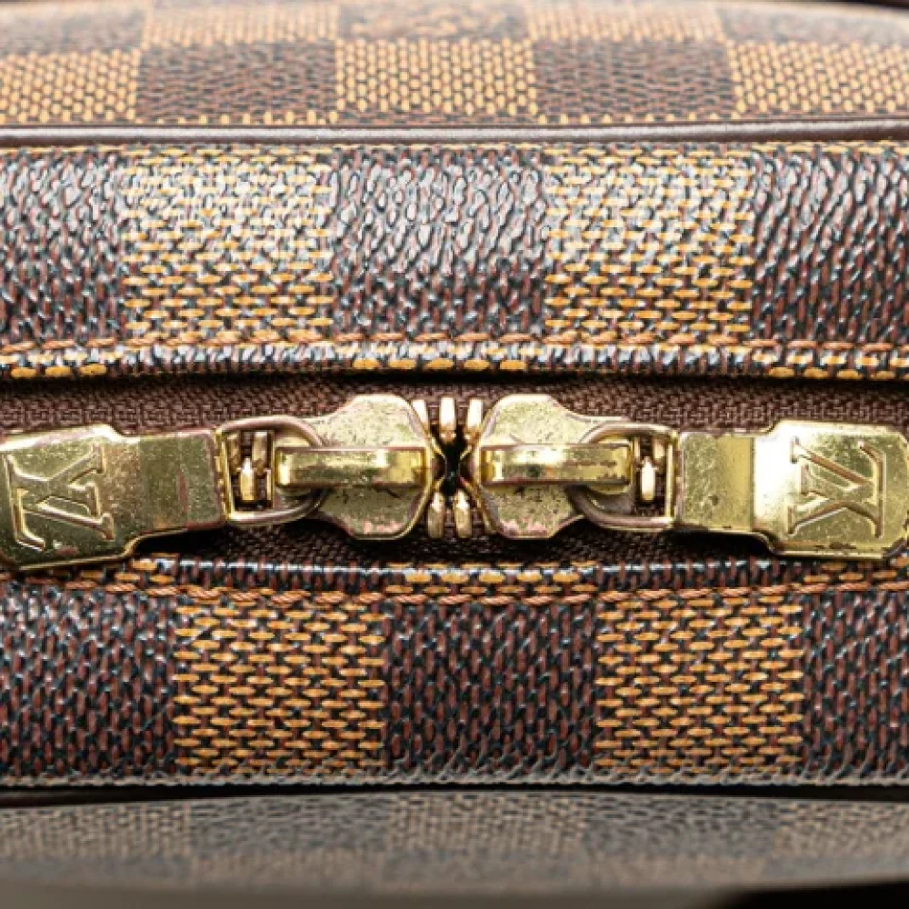 Louis Vuitton Vintage Pre-owned Plastic shoulder-bags Brown Dames