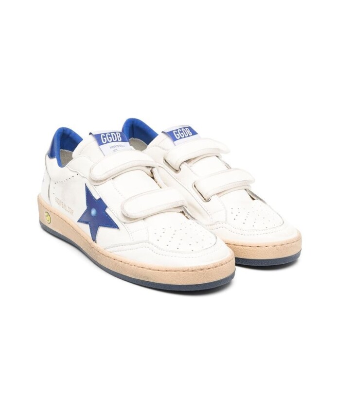 kids-white-sneakers