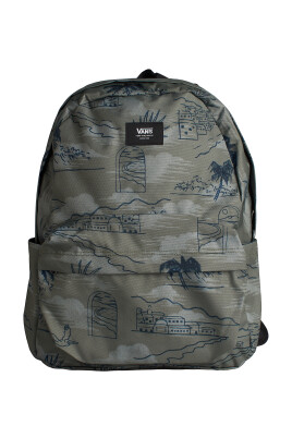classic-style-backpack-with-modern-touch