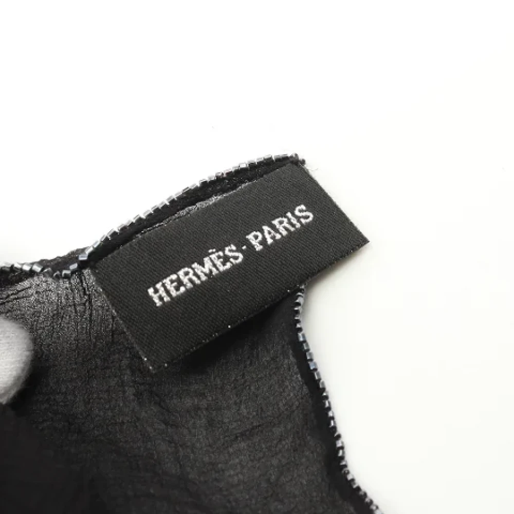 Hermès Vintage Pre-owned Silk scarves Black Dames