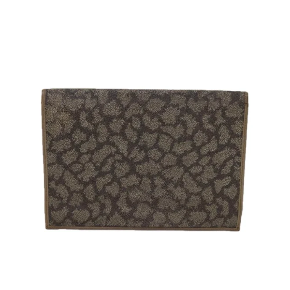 Yves Saint Laurent Vintage Pre-owned Leather clutches Gray Dames