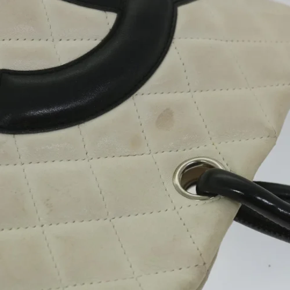 Chanel Vintage Pre-owned Leather totes White Dames
