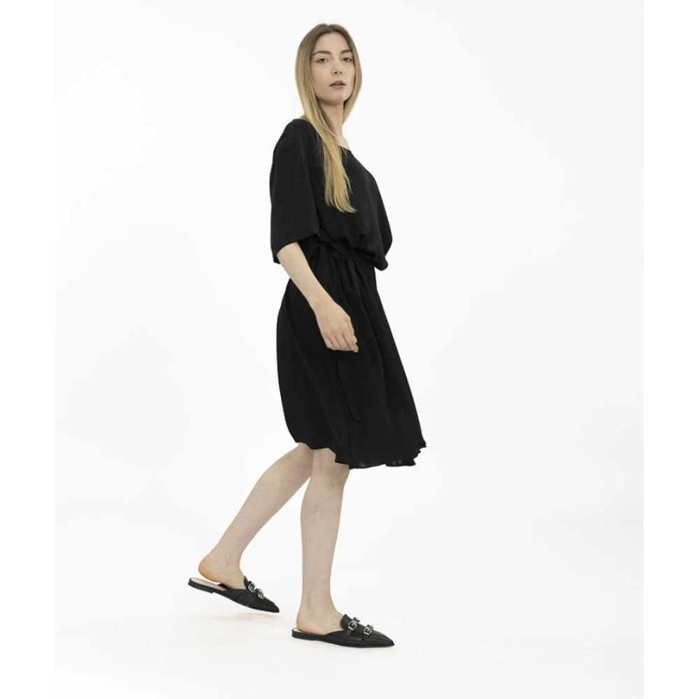 Aspesi Korte Jurk met Ronde Hals Black Dames