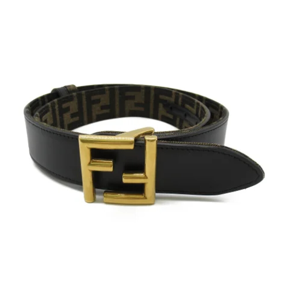 Pre owned Leather belts Fendi Vintage Men s Fashion Miinto