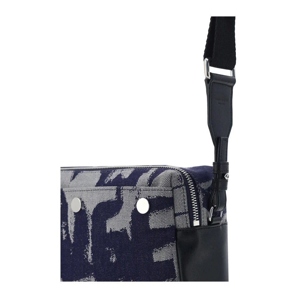alexander mcqueen Indigo Denim Schoudertas met Graffiti Patroon Blue Heren