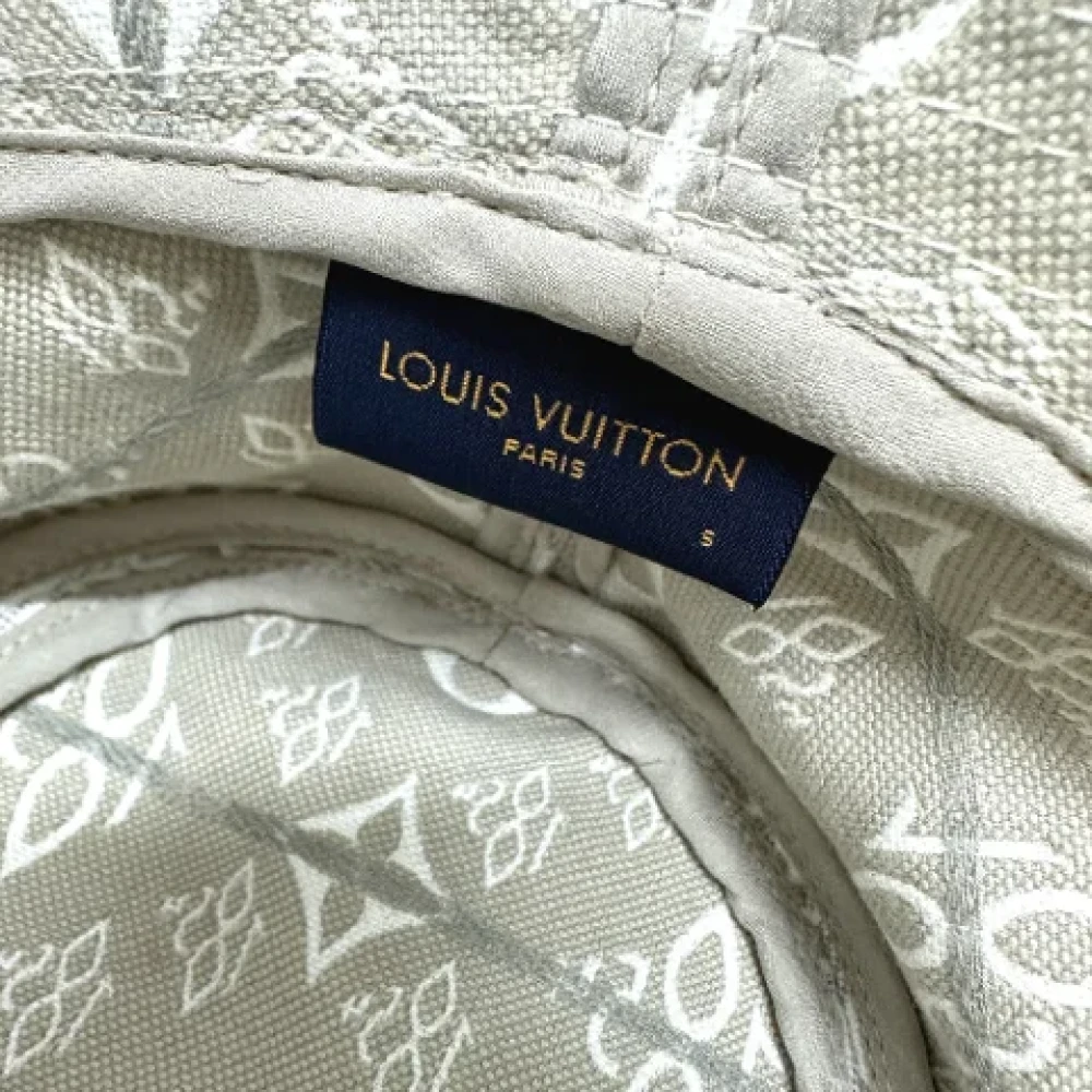 Louis Vuitton Vintage Pre-owned Cotton hats Beige Dames