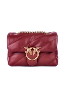 sac-en-cuir-bordeaux-avec-logo-avant