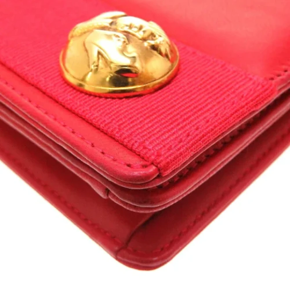Salvatore Ferragamo Pre-owned Leather shoulder-bags Red Dames