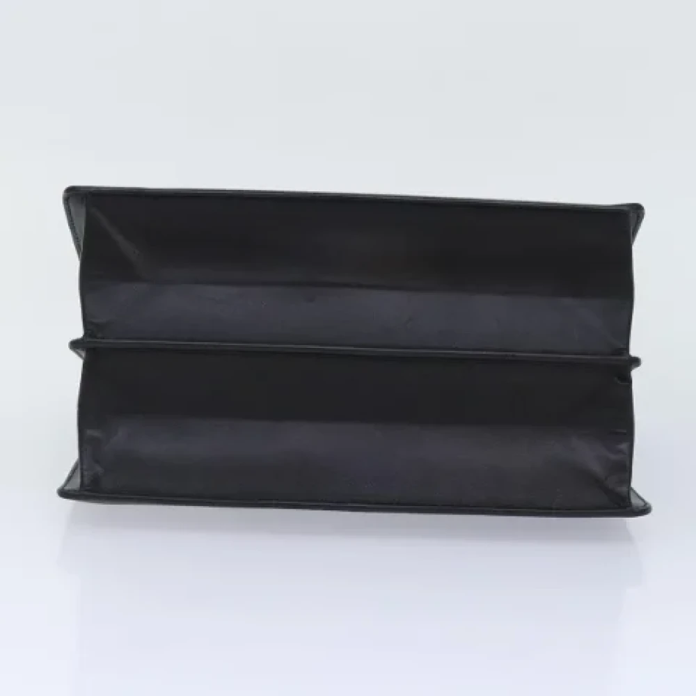 Salvatore Ferragamo Pre-owned Leather shoulder-bags Black Dames