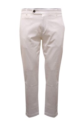 white-trousers-model-0264808291
