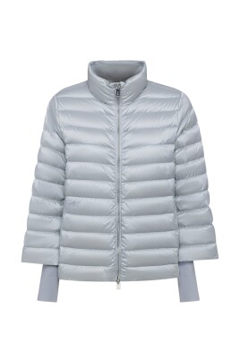 light-padded-cape