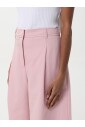 shorts-blancs-classiques-pour-femmes