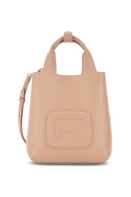 sac-cabas-en-cuir-beige-avec-logo