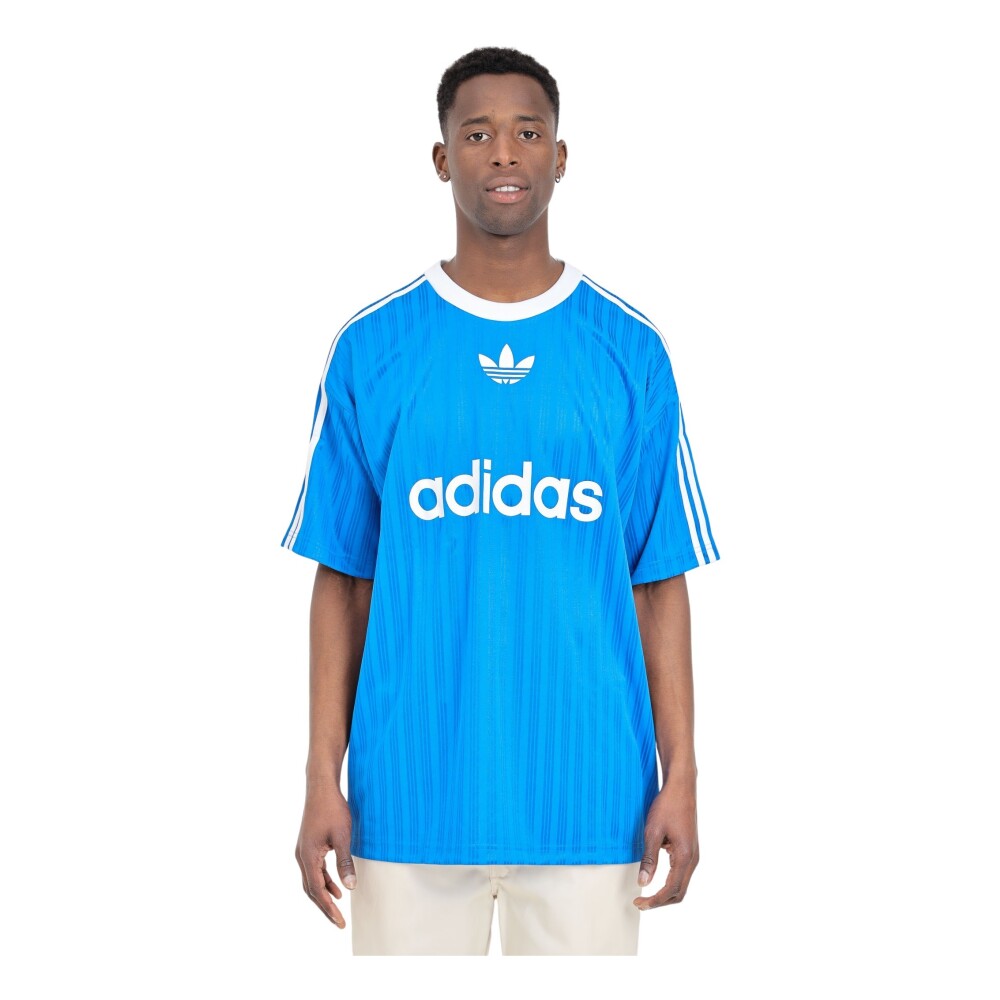 Adidas print hotsell t shirt