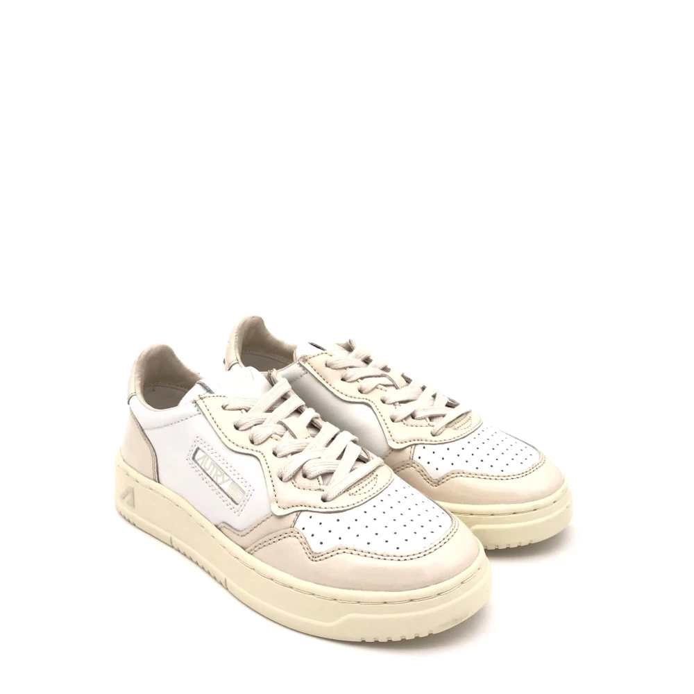 Autry Medalist Low Sneakers
