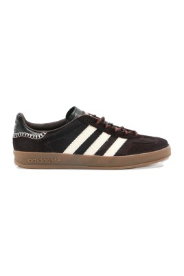 Shop women's sneakers from Adidas online on Miinto