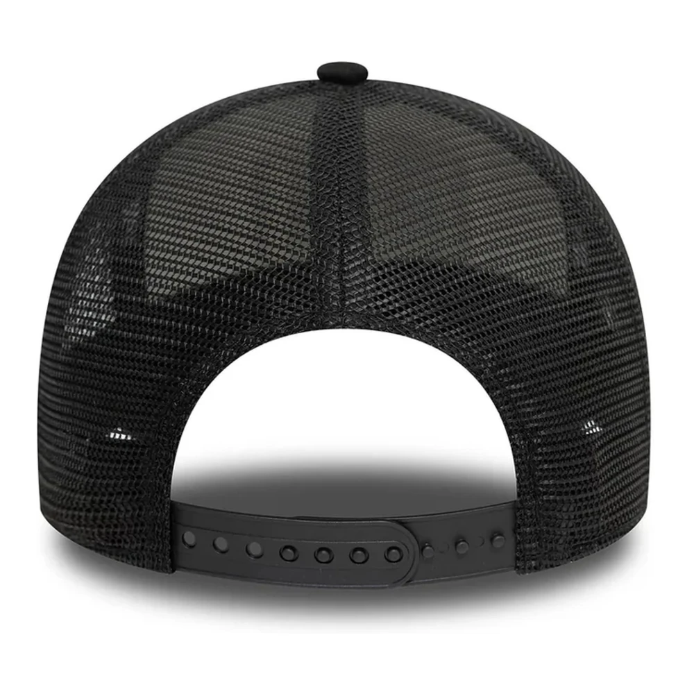 new era Zwarte Distress Trucker Pet met Patch Multicolor Heren
