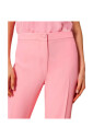 pantalon-evase-avec-un-design-elegant
