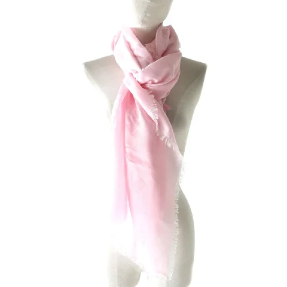 Salvatore Ferragamo Pre-owned Wool scarves Pink Dames