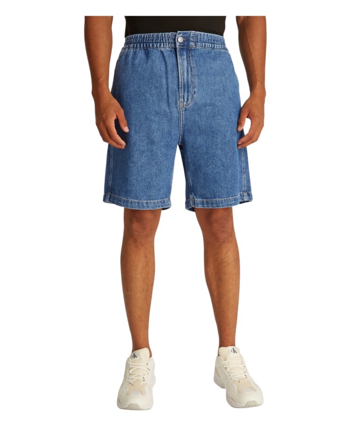 shorts-bermuda-en-denim-detendu