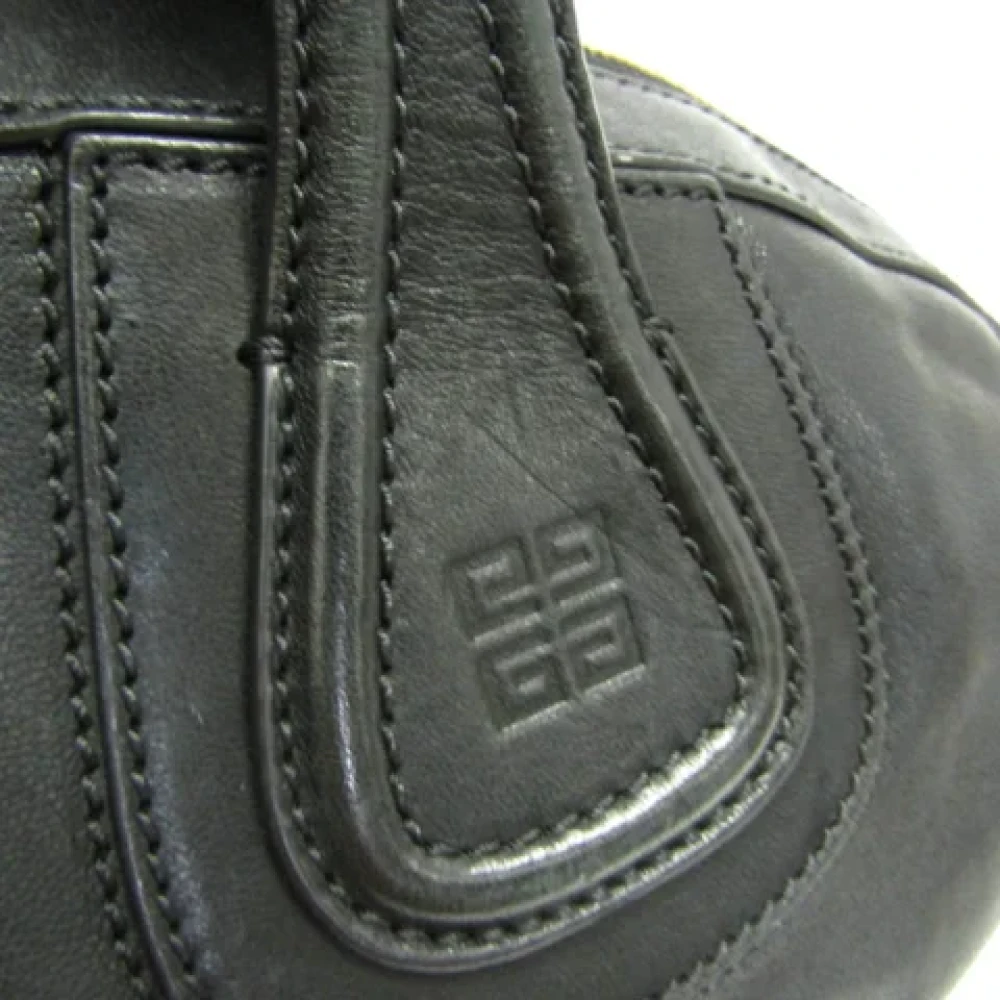 Givenchy Pre-owned Leather handbags Black Dames